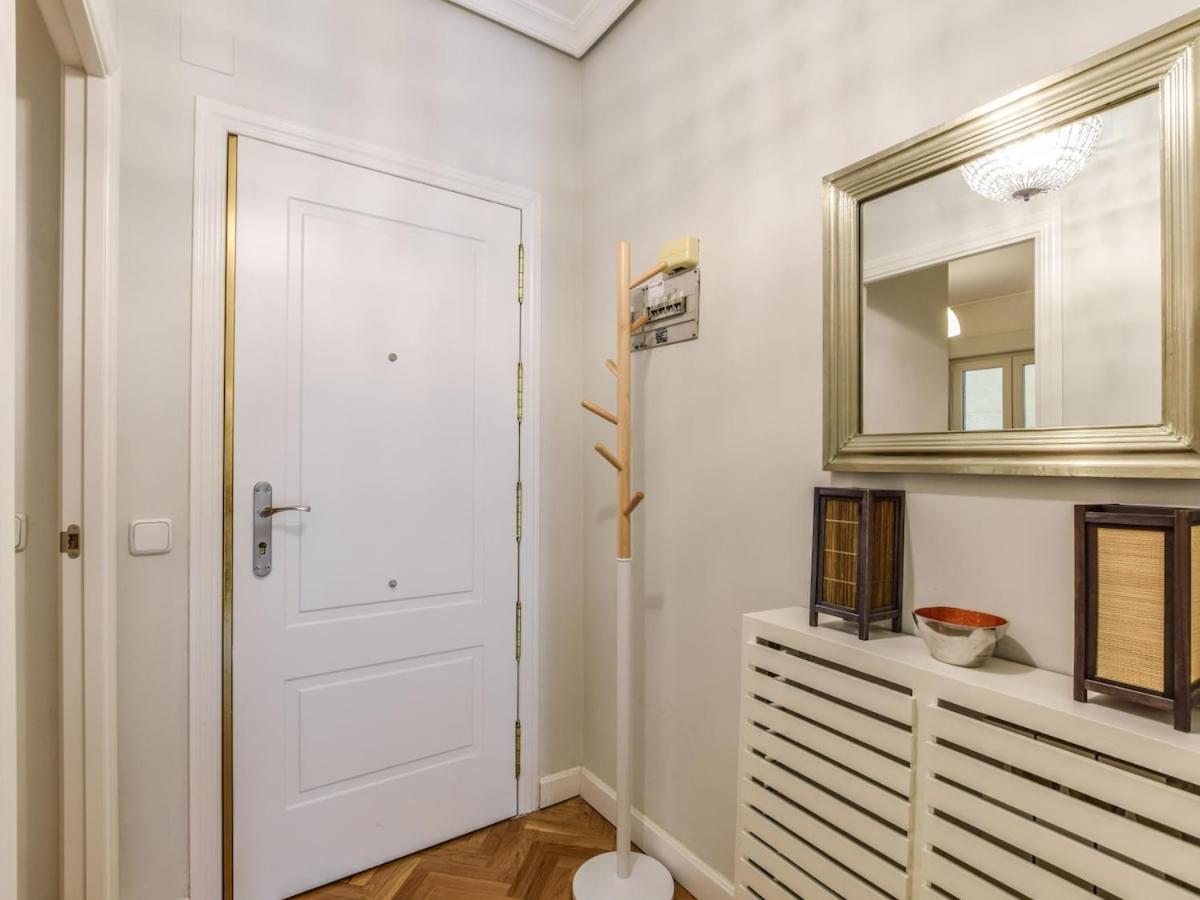 Apartamento Reformado-2 Habitaciones-5 Huespedes Alquiler Temporal Madrid Buitenkant foto